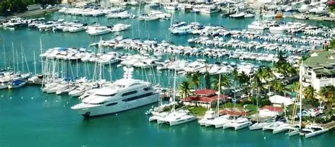 Charmant T2 avec vue sur les bateaux   Marina de Bas-du-Fort, Pointe-à-Pitre